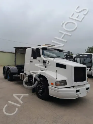 VOLVO NL10 ANO 1995 6x2