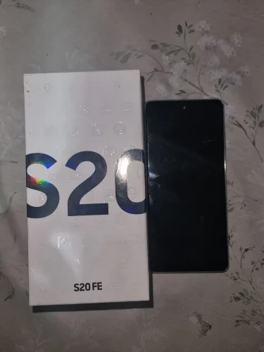 Samsung galaxy s20FE