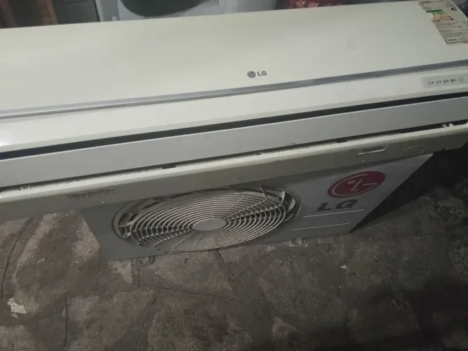 Ar-condicionado 9 mil BTUS LG