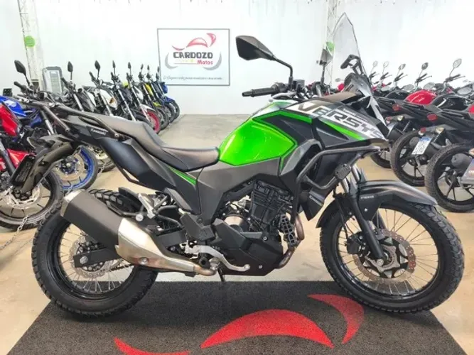 Kawasaki Versys-X 300 2025
