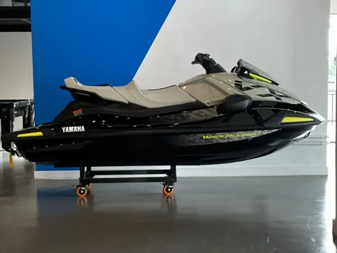 Jet Yamaha VX Cruiser HO