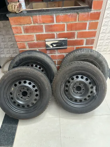 Rodas aro 14 com pneus novos