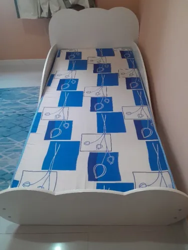 Vendo Cama e Colchão Infantil 
