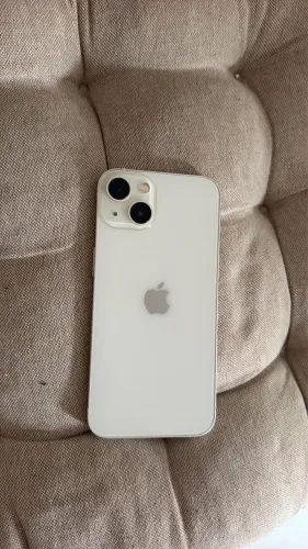 Vendo iPhone 13 128g com carregador , capinha e nota . Valor 1.800$