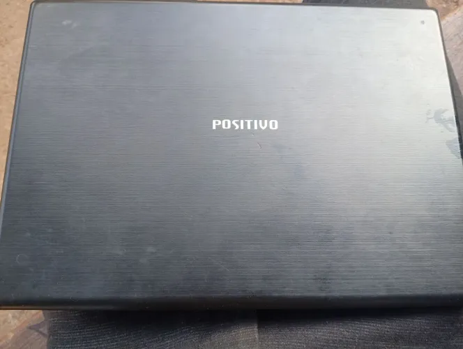 Notebook positivo: comprei recentemente utilizei apenas 2 vezes ,como controlador de DJ.