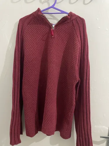 Blusa de crochê vinho