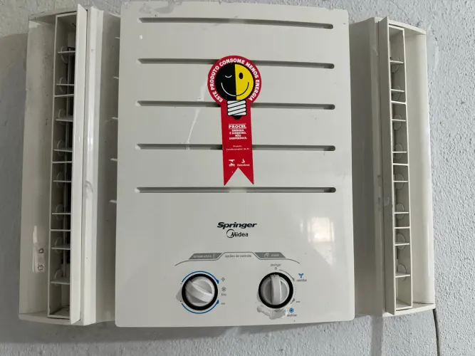 Vendo Ar-condicionado 7500 BTUS 220v