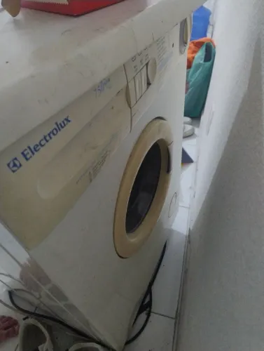 Máquina de lavar Brastemp 750rpm (doação)