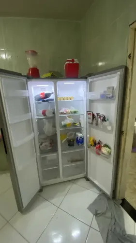 Vendo geladeira no precinho pra sair o mais rápido ou troco por algo do meu interesse.