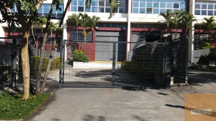 LOCAÇÃO - ARMAZÉM COMERCIAL / INDUSTRIAL EM ÓTIMO ESTADO / EXCELENTE LOCALIZAÇÃO E CONSTRU