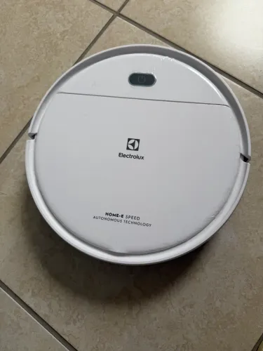 Robô Eletrolux ERB 11