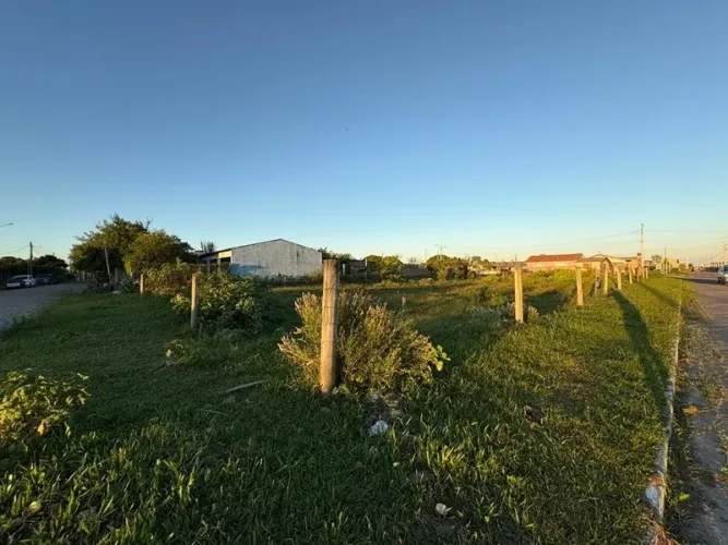 Terreno à venda próxima ao mar