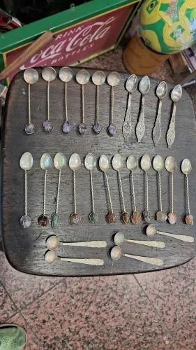 Conjunto de Colheres antigas belíssimas peças
