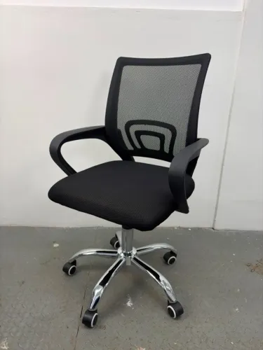 Cadeira de Escritório Giratória Ergonômica