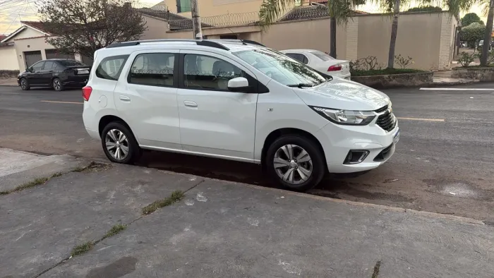 Chevrolet Spin Premier 1.8 8V Econo.flex 5P Aut. 2023