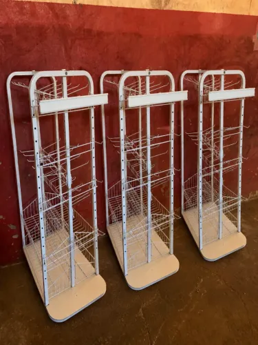 3uni de check-stand aramado (expositor de frente de caixa)