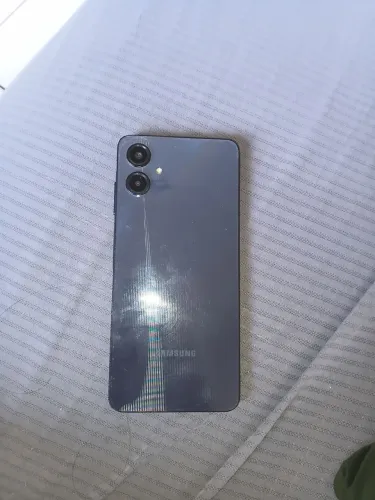 Samsung A06 Semi novo