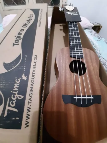 Ukulele Tagima 23k