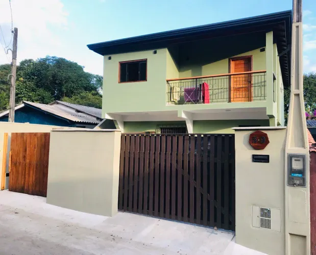 Linda casa em Ubatuba Sp, 520 metros da praia.