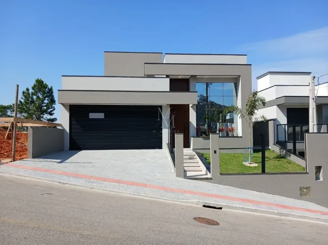 Casa 2 Quartos com 1 Suíte - São Sebastião