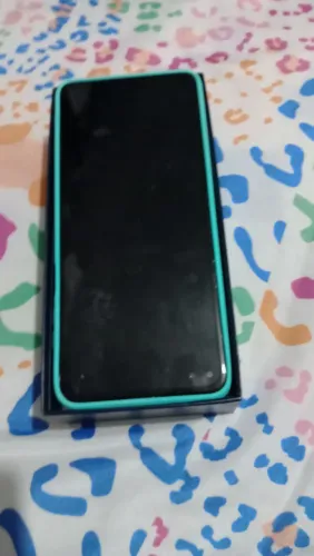 Vende celular motoG5g plus