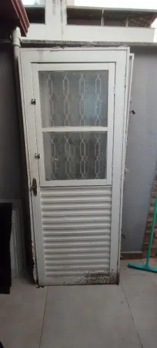 Portas de Metalon