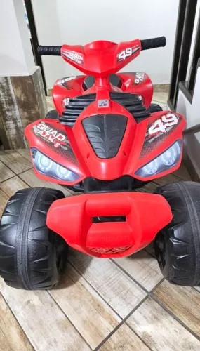 Quadriciclo elétrico 12v bandeirantes