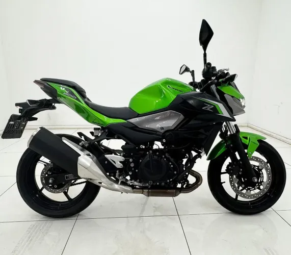 Vendo moto Kawasaki Z500