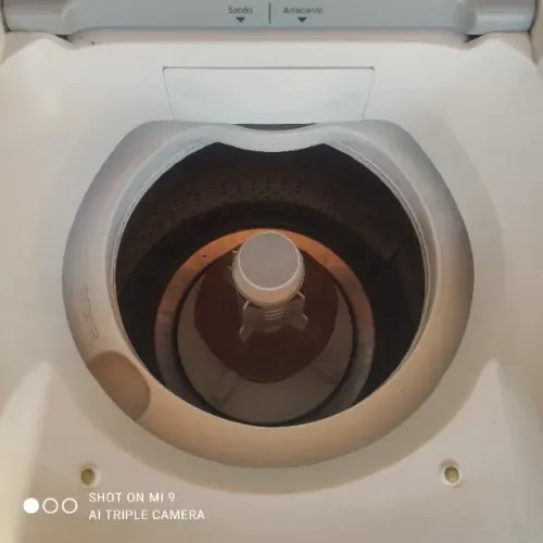 Máquina de lavar roupa Brastemp Active 9 kg usada