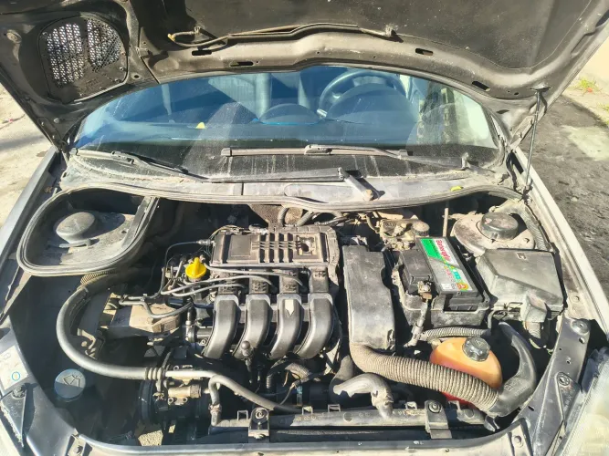 Peugeot 206 Selection/ Sensation 1.0 16V 3P 2002