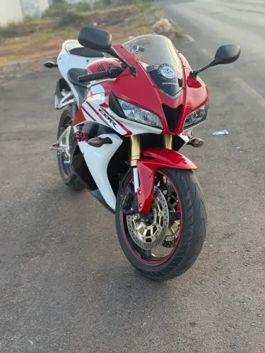 CBR RR 600