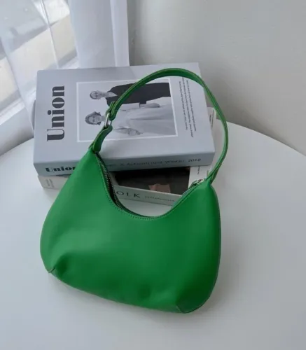 Bolsa verde c&a Nova