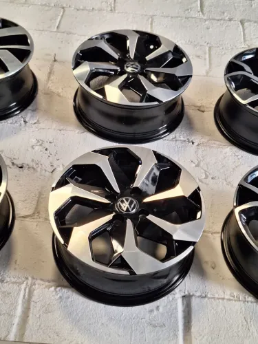 Rodas aro 15 Tarântula novas dá KR 2.100 