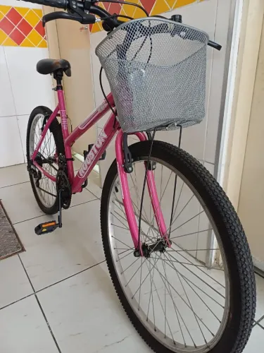 Bicicleta feminina aro 26