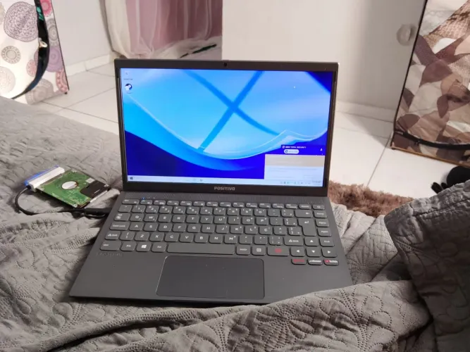 VENDE-SE NOTEBOOK POSITIVO