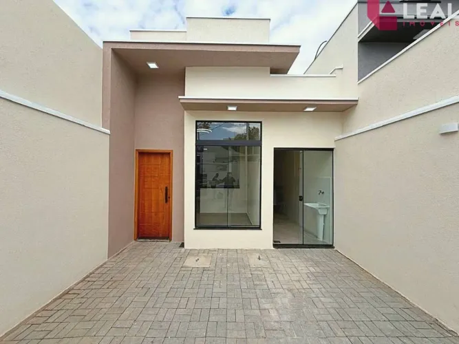 Casa com 3 dormitórios à venda, 84 m² por R$ 470.000,00 - Parque Real - Pouso Alegre/MG