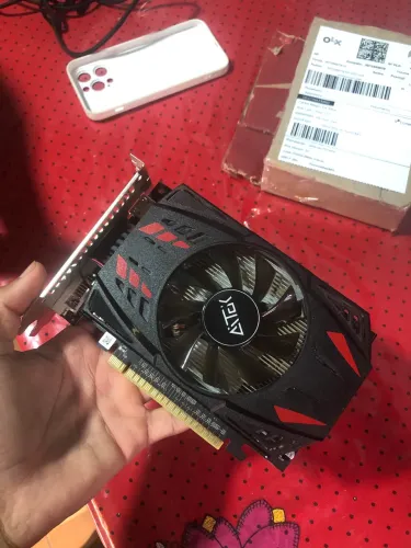 GTX 550 ti ddr5 2 GB