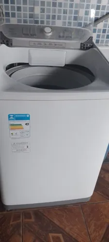 Máquina de lavar nova