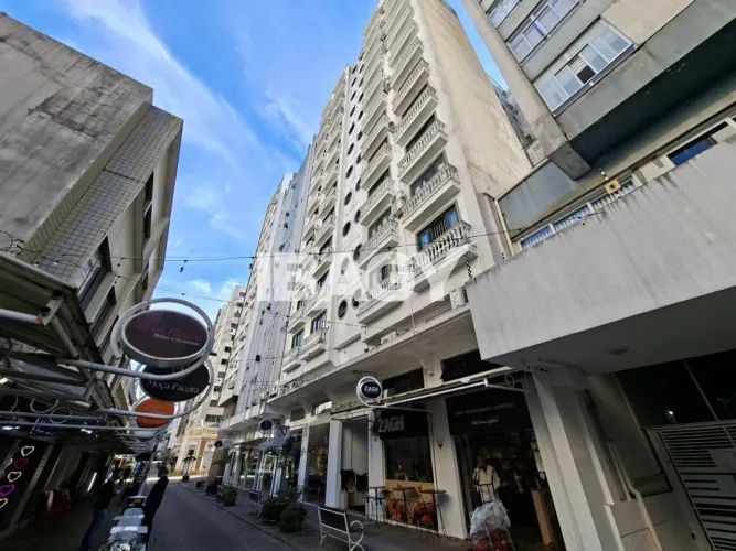 Excelente Apartamento 1 dormitório(s) em Centro - Florianópolis