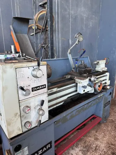 Torno 400 de diâmetro 1 m de barramento Lubrificação integral Barramento zero