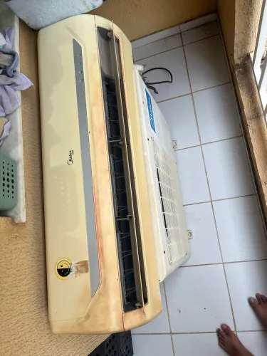 AR CONDICIONADO 22 MIL BTUS