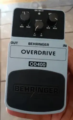 Pedal de Guitarra Behring OD400 overdrive