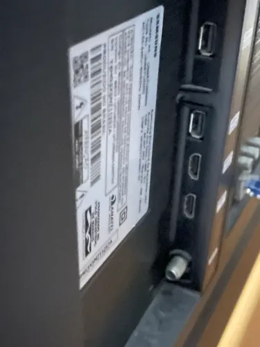 Tv Samsung 65 3 anos de uso