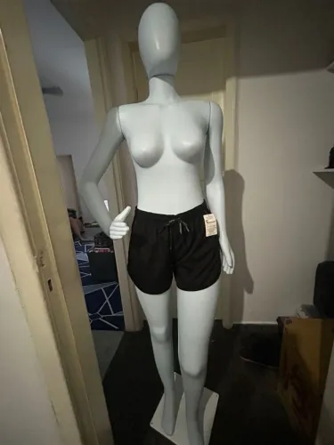 Manequim feminino