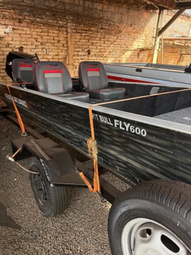Barco pesca