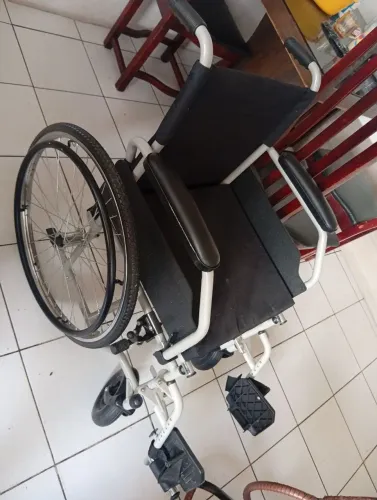 Cedeira de rodas nova