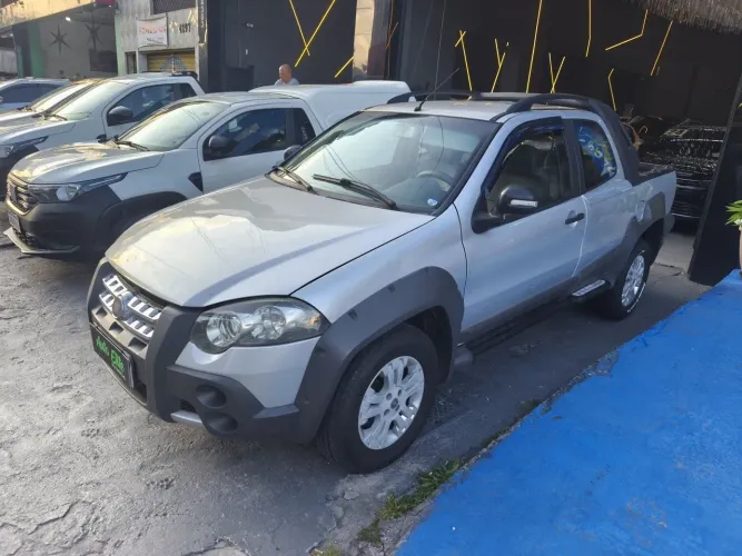 Fiat Strada Adventure1.8/ 1.8 Locker Flex CD 2010