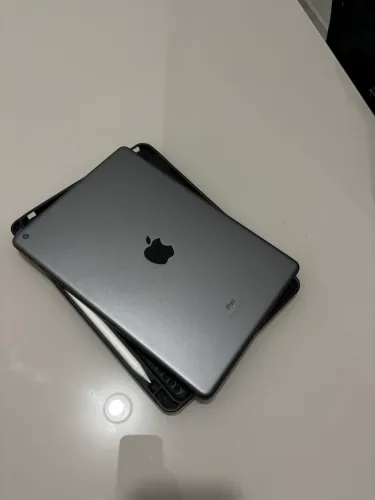 iPad 9 64GB