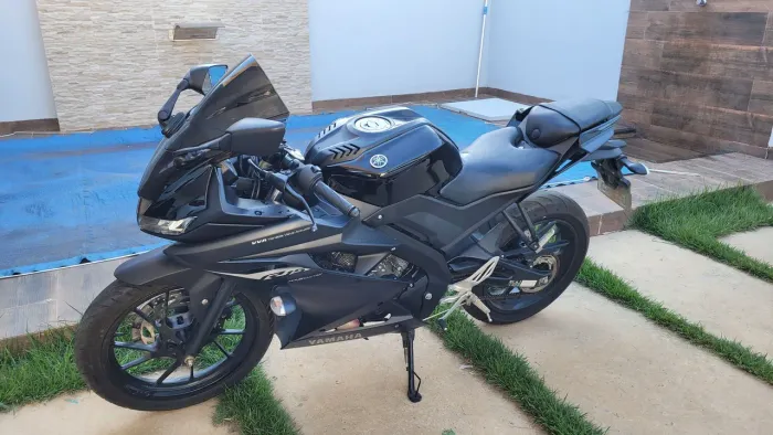 R15 2025 muito nova