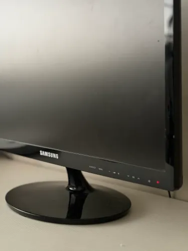TV MONITOR SAMSUNG SYNCMASTER T22A300 - 21,5? FULL HD